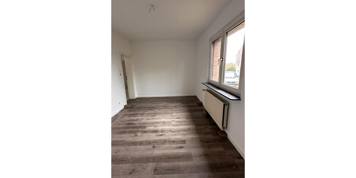 Hochparterre Calberlah - 4.5 Zimmer, 130 m&sup2;, 249.000&euro; | Angebot:25173322