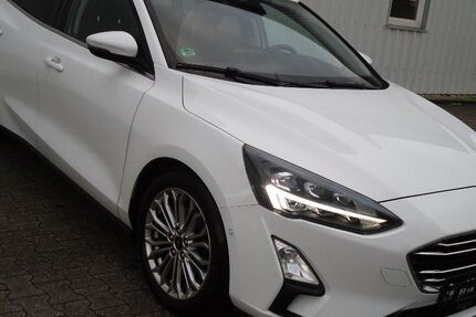 Ford Focus 206.000 km 9.950 &euro; Kamp-Lintfort 47475