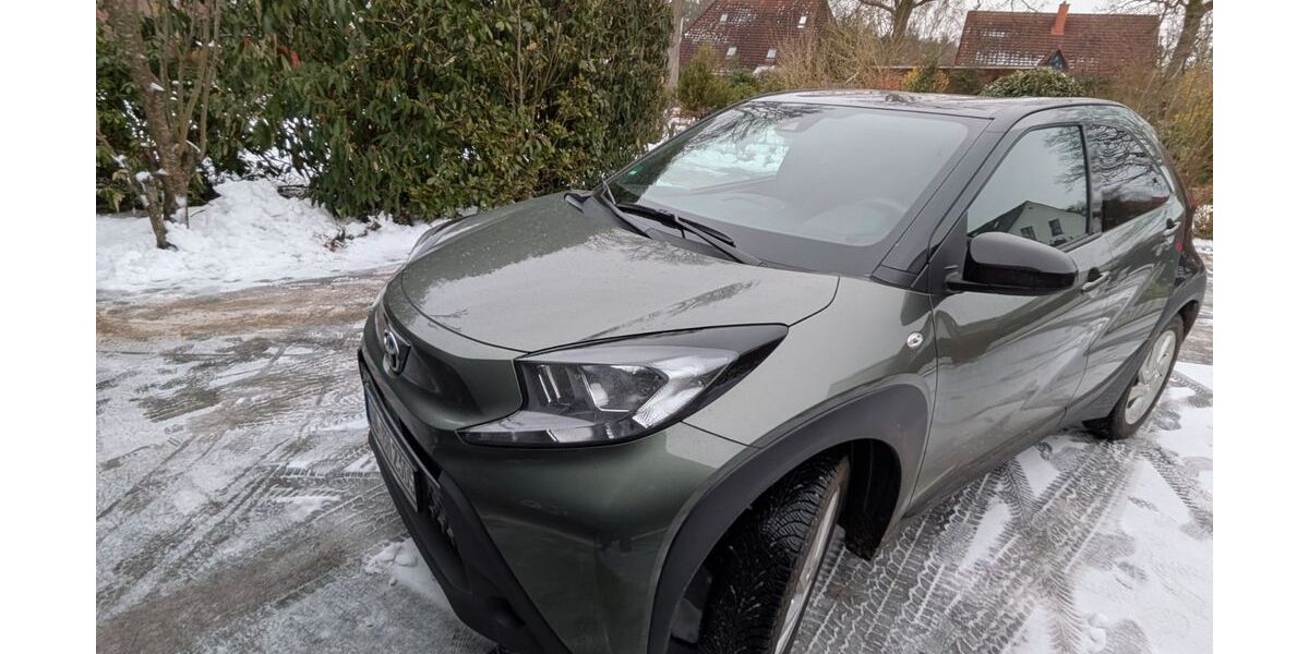 Toyota Aygo (X) 9.000 km 15.678 &euro; Ammersbek 22949