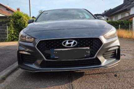 Hyundai i30 93.000 km 16.000 &euro; Freiburg 79112