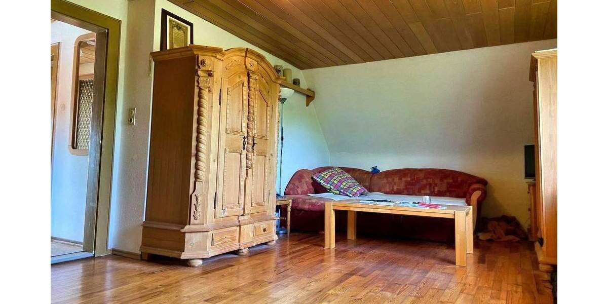 Mehrfamilienhaus, Wohnhaus Cadolzburg - 5 Zimmer, 110 m&sup2;, 385.000&euro; | Angebot:25676928