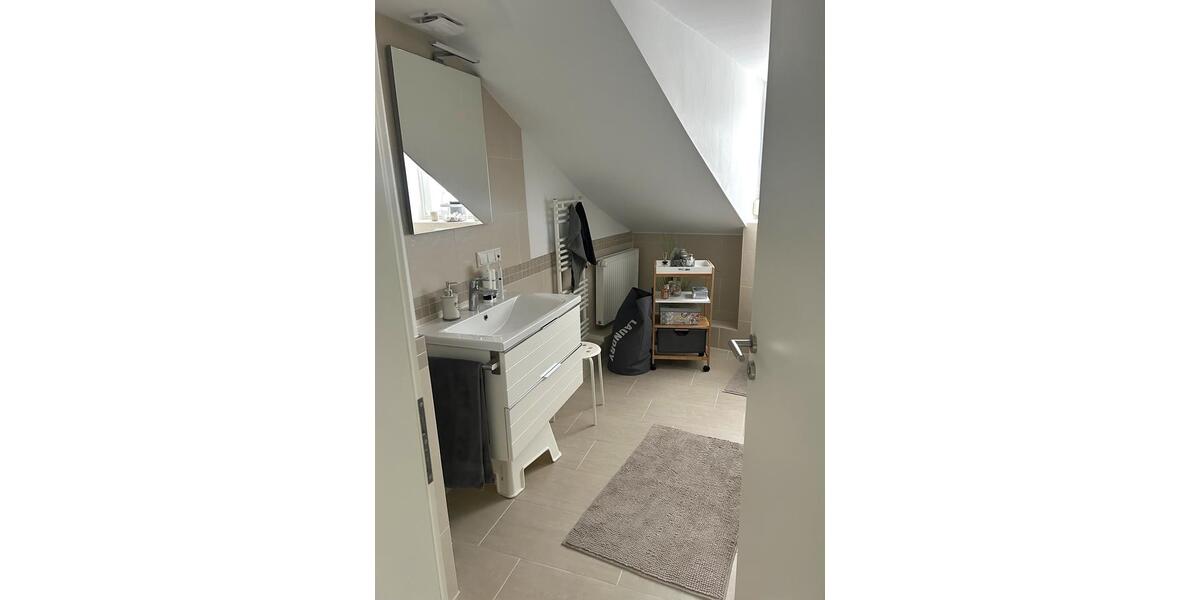 Dachgeschoßwohnung Darmstadt Bessungen - 1 Zimmer, 55 m&sup2;, 1.180&euro; | Angebot:26704586