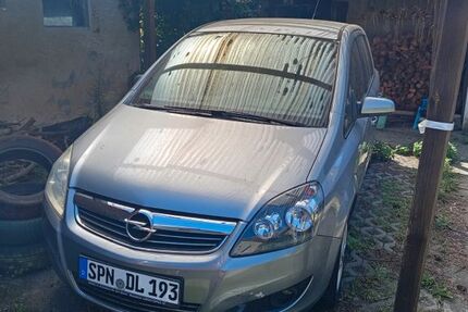 Opel Zafira 183.000 km 1.100 € Kolkwitz 03099