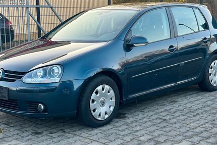 VW Golf 118.019 km 4.199 &euro; Blankenfelde-Mahlow 15827
