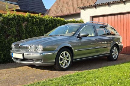 Jaguar X-Type 180.000 km 3.199 &euro; Hetzles 91077