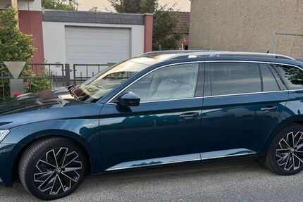 Skoda Superb 77.000 km 22.400 &euro; Fürstenwalde/Spree 15517