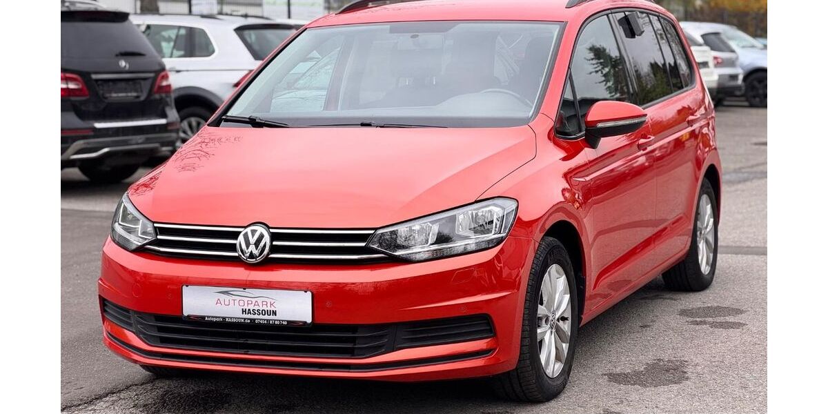VW Touran 171.920 km 9.999 &euro; Sulz a. N 72172