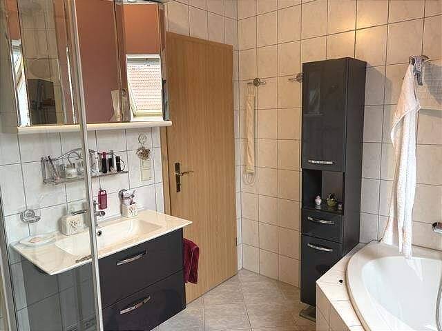 Doppelhaushälfte Merseburg - 3 Zimmer, 105 m&sup2;, 210.000&euro; | Angebot:26105625