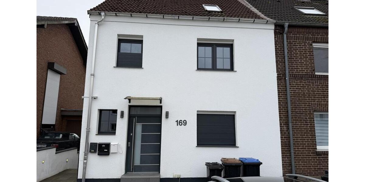 Einfamilienhaus Kerpen - 10 Zimmer, 245 m&sup2;, 3.000&euro; | Angebot:24689121