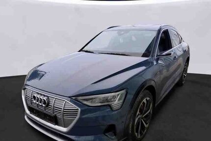 Audi e-tron 51.910 km 33.700 &euro; Rastede/ Wahnbek 26180