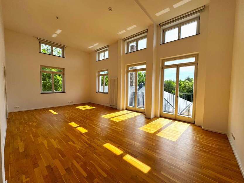 Wohnung zum Mieten in Berlin 1.820,42 € 130.03 m²
