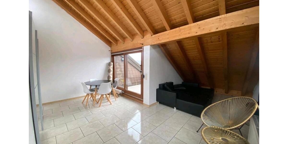 Dachgeschoßwohnung Schorndorf - 2.5 Zimmer, 48 m&sup2;, 800&euro; | Angebot:26019824