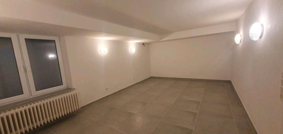 Doppelhaushälfte Heiligenhaus - 5 Zimmer, 130 m&sup2;, 2.500&euro; | Angebot:25083920