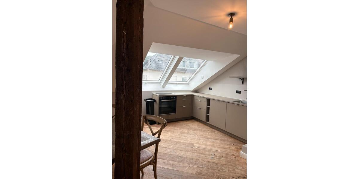Dachgeschoßwohnung Esslingen am Neckar Oberesslingen - 1 Zimmer, 19 m&sup2;, 590&euro; | Angebot:26679243