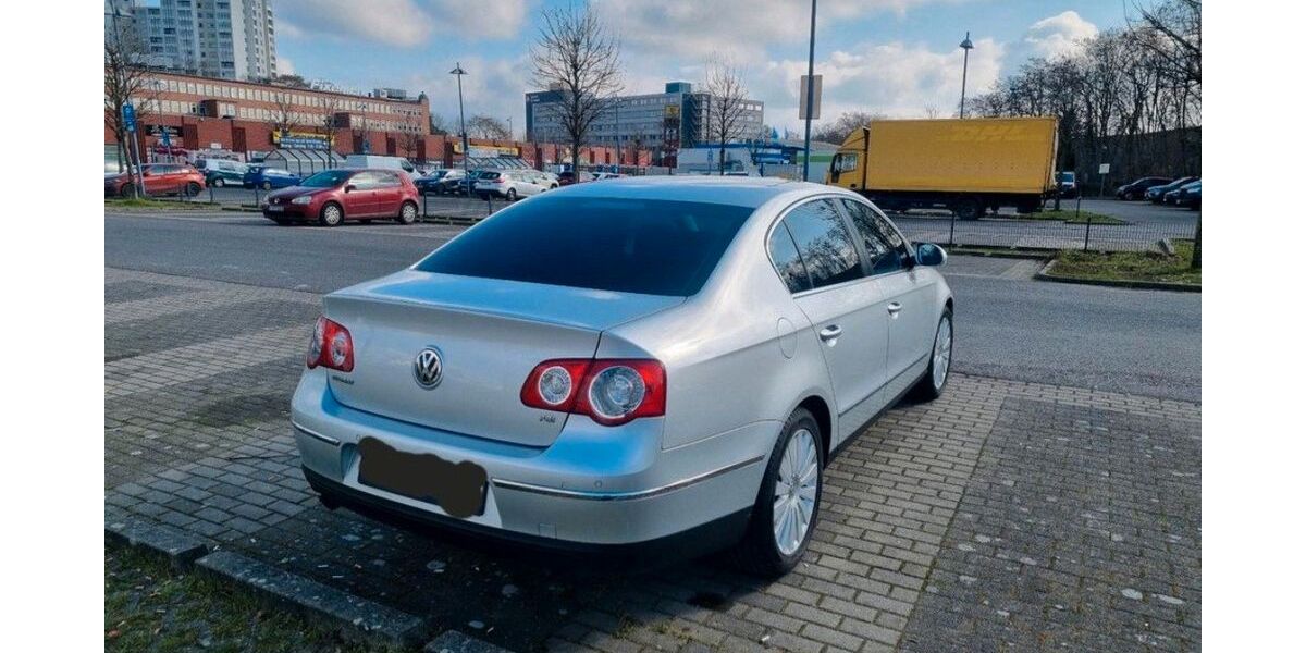 VW Passat 46.500 km 11.999 &euro; Berlin 12353