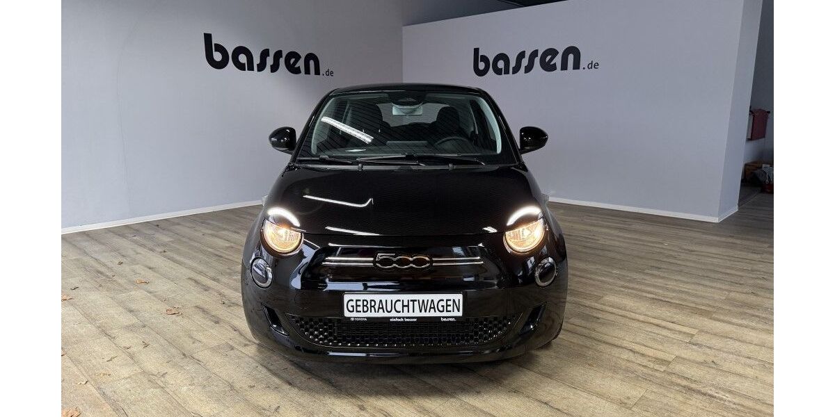 Fiat 500e 21.354 km 16.990 &euro; Rotenburg 27356