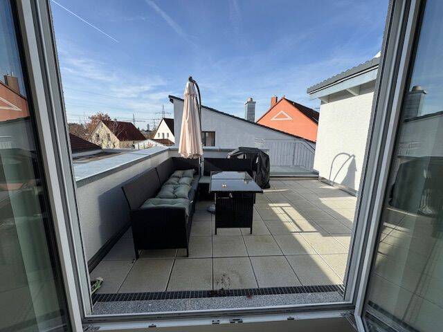 Etagenwohnung Nürnberg Rehhof - 2 Zimmer, 85 m&sup2;, 1.185&euro; | Angebot:26289857