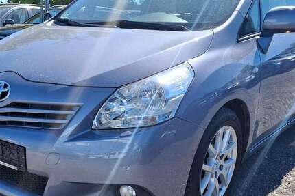 Toyota Verso 196.000 km 5.750 &euro; Berlin 13597