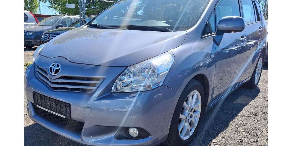 Toyota Verso 196.000 km 5.750 &euro; Berlin 13597
