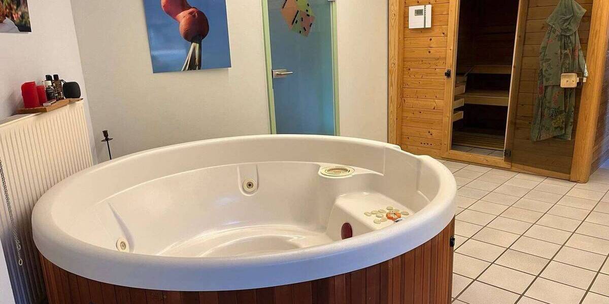 Einfamilienhaus Bad Brückenau - 7 Zimmer, 240 m&sup2;, 595.000&euro; | Angebot:26156322