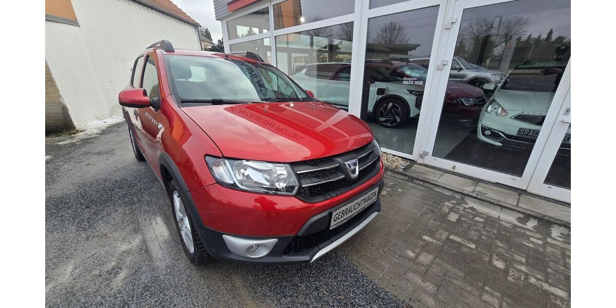 Dacia Sandero 12.500 km 8.990 &euro; Radeberg 01454
