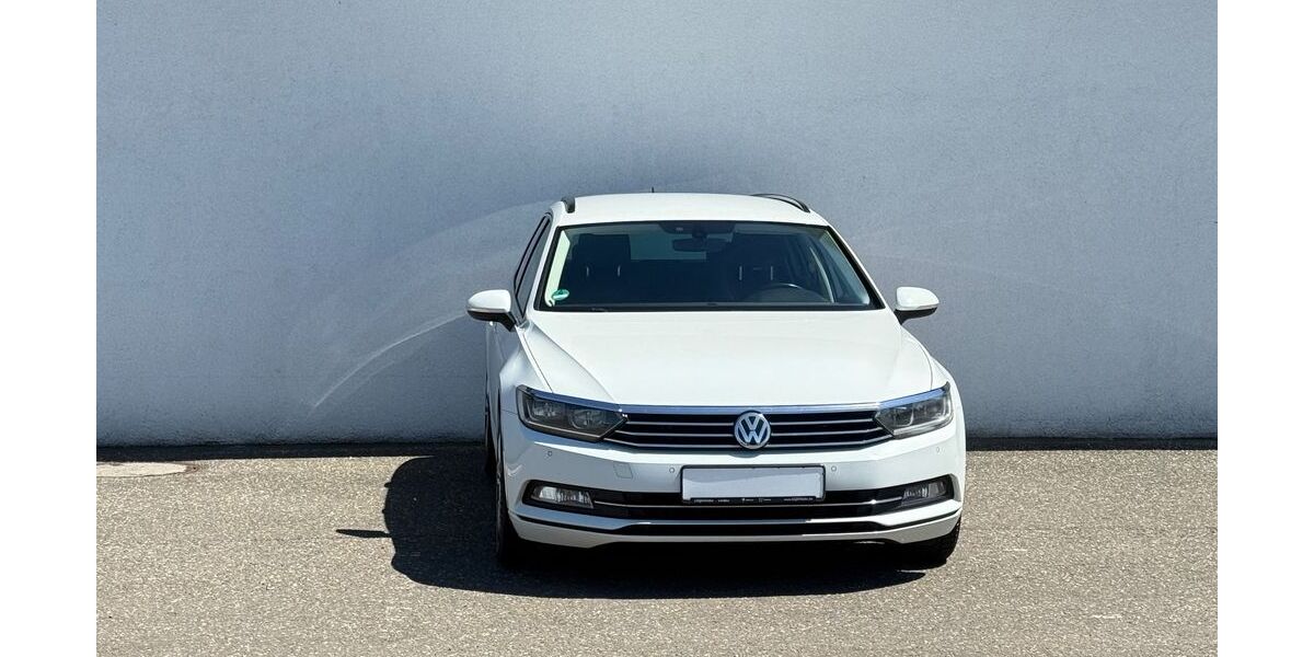 VW Passat 215.000 km 8.799 &euro; Kandel 76870
