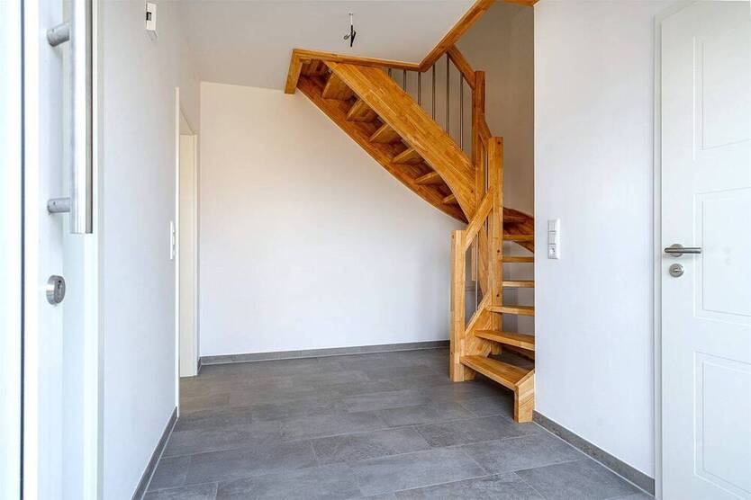 Modernes & energieeffizientes Reihenmittelhaus in zentraler Lage - schlüsselfertig & bezugsbereit!
