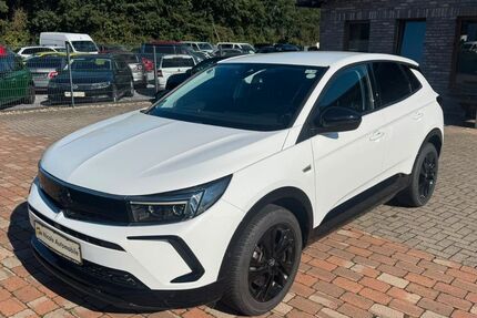 Opel Grandland (X) 17.150 km 21.750 &euro; Versmold 33775