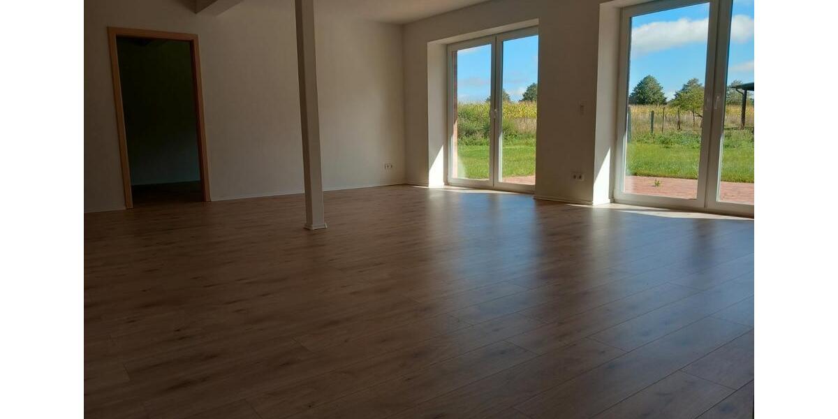 Erdgeschoßwohnung Wittenförden - 5 Zimmer, 150 m&sup2;, 1.175&euro; | Angebot:26396643