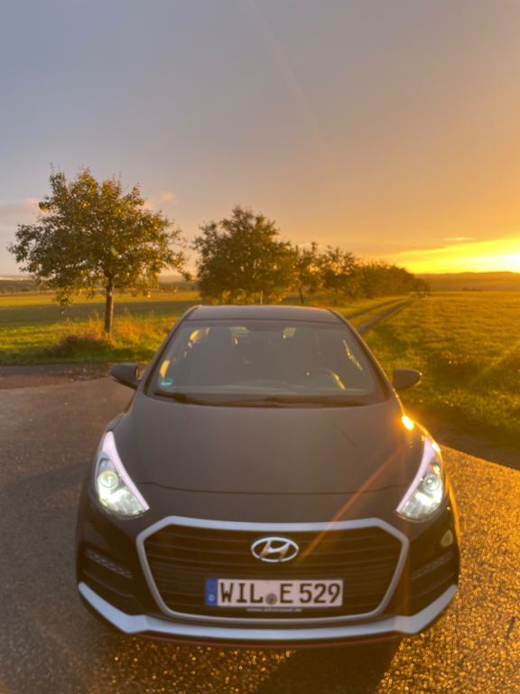 Hyundai i30 82.000 km 10.900 € Landscheid 54526