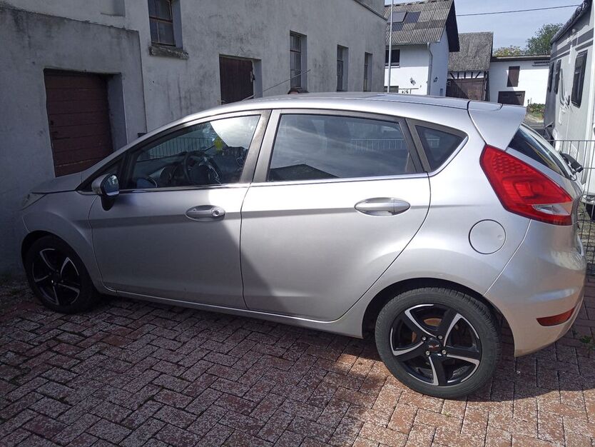 Ford Fiesta 485.000 km 2.500 € Westerburg 56457