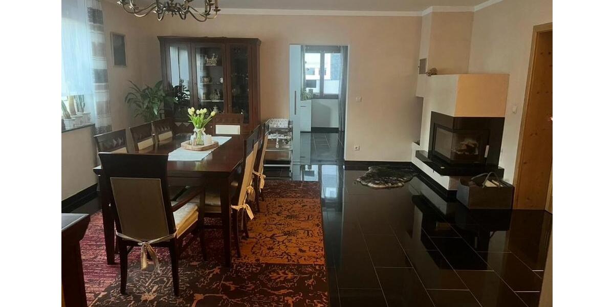 Einfamilienhaus Sonneberg - 10 Zimmer, 245 m&sup2;, 198.000&euro; | Angebot:25348277