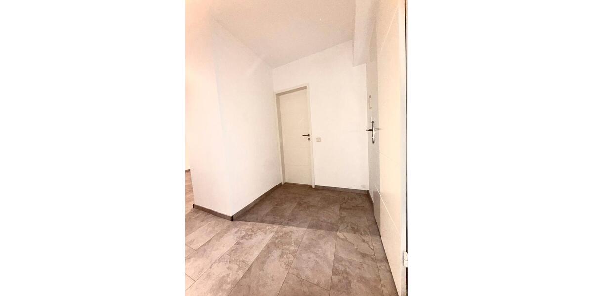 Erdgeschoßwohnung Essen Stadtbezirk IX - 1.5 Zimmer, 33 m&sup2;, 500&euro; | Angebot:26408145