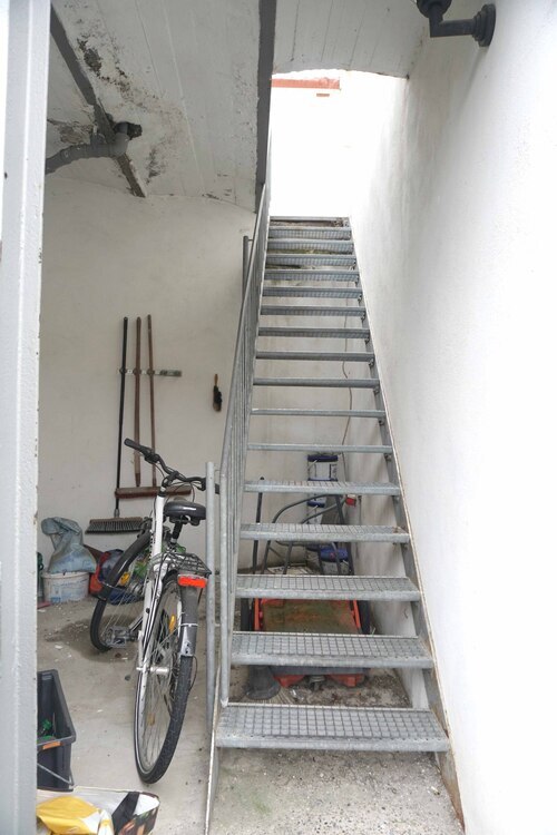 ~~ VERMIETETE ETAGENWOHNUNG IN ZWEITER BAUREIHE IN ZENTRALER LAGE ~~ 3 zimmer