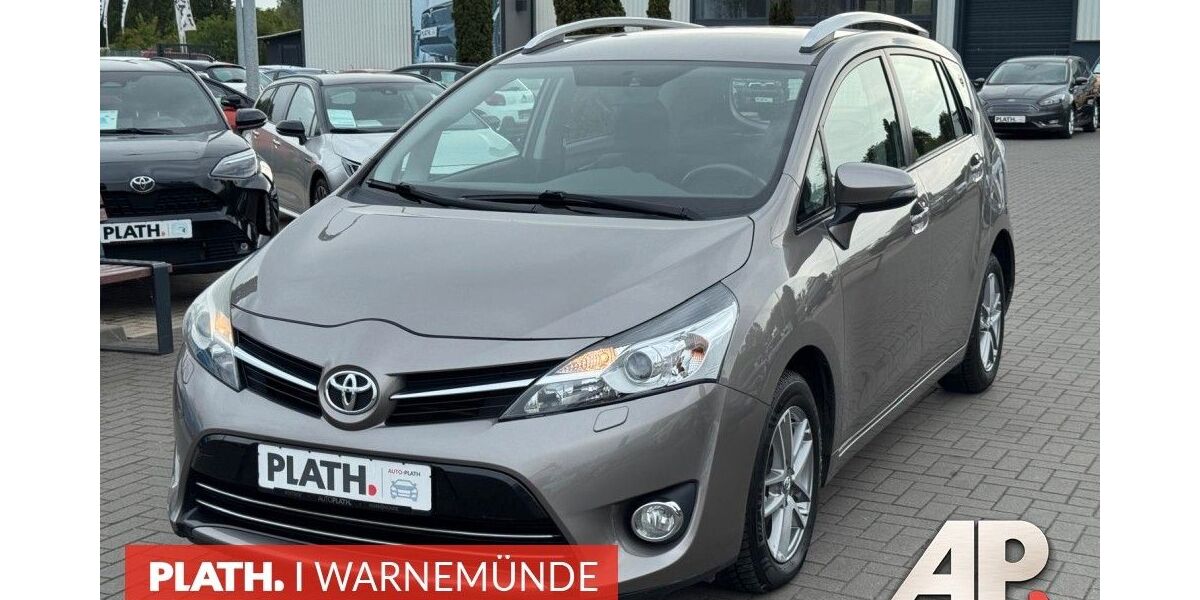Toyota Verso 238.287 km 6.690 &euro; Rostock-Warnemünde 18119