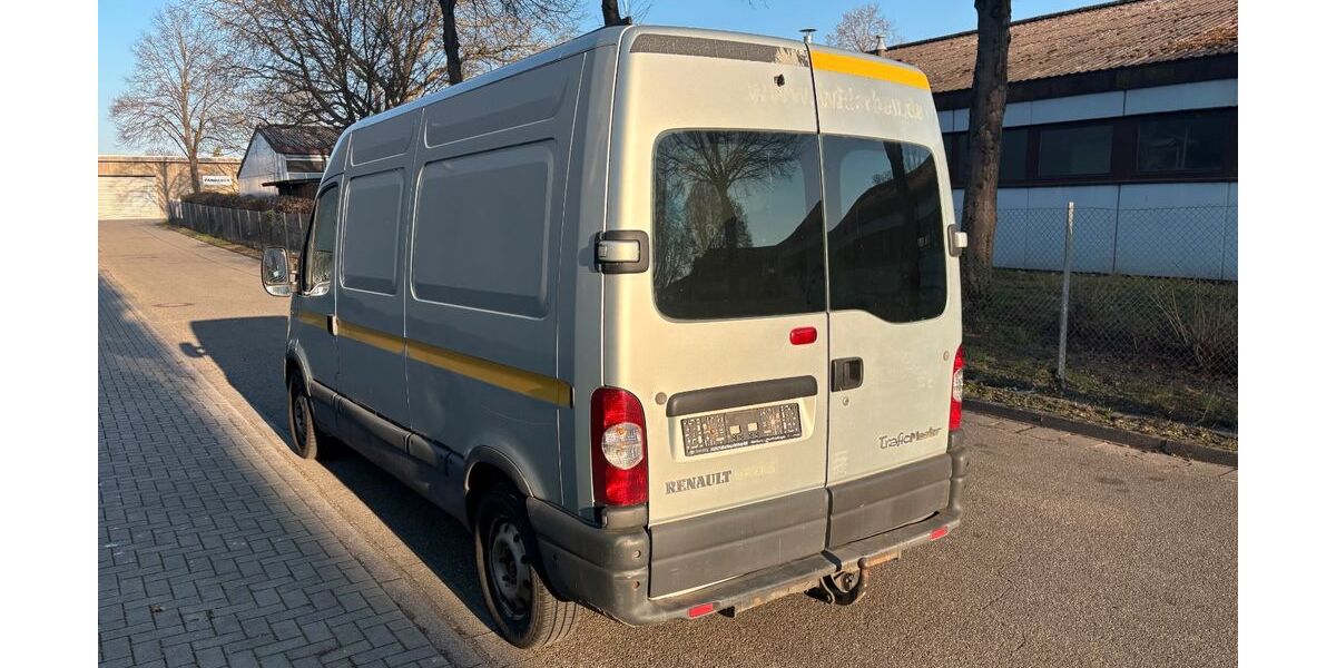 Renault Master 237.000 km 2.390 &euro; Breisach am Rhein 79206
