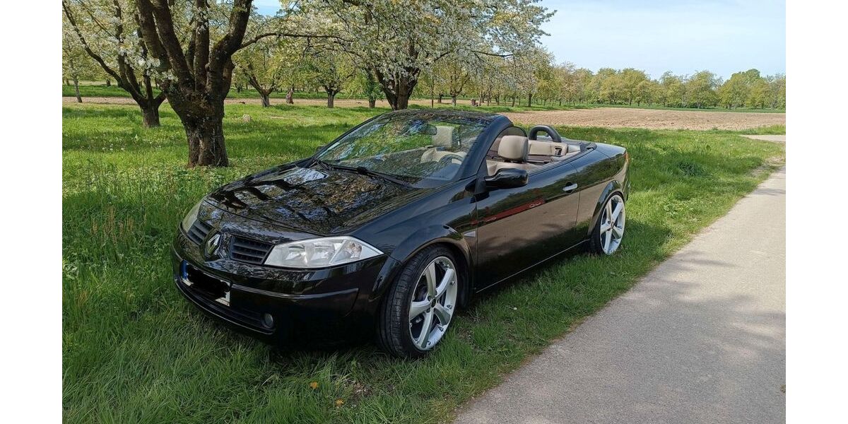 Renault Megane 171.500 km 2.450 &euro; Lauf 77886