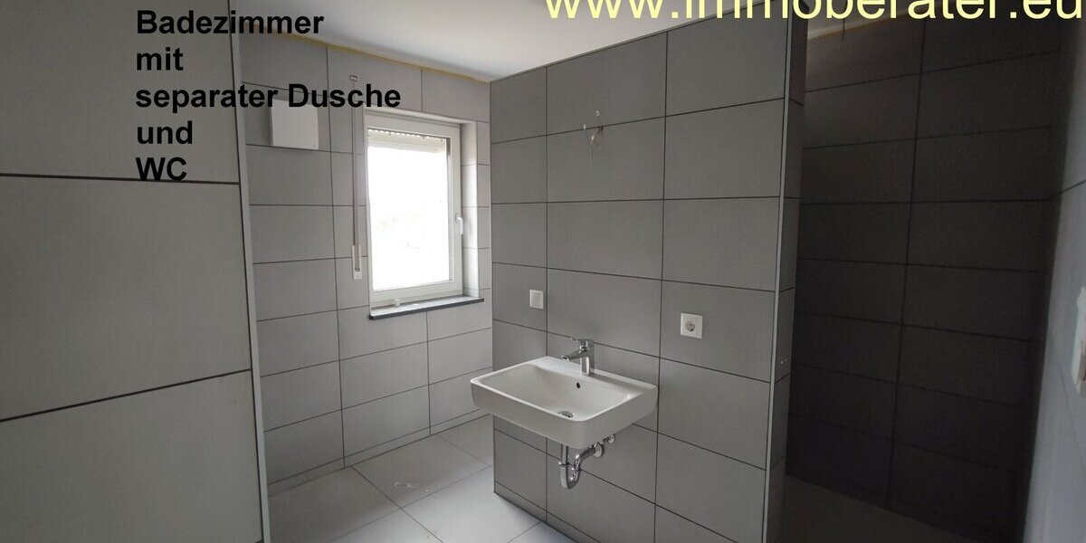 Als Wohnung oder Büro nutzbar Repräsentatives Penthouse 2-Zimmer - WFL 87 m² große Dachterrasse TG-Stellplatz vorhanden Energiesparhaus . - Einfamilienhaus Kemnath | Angebot:24548861