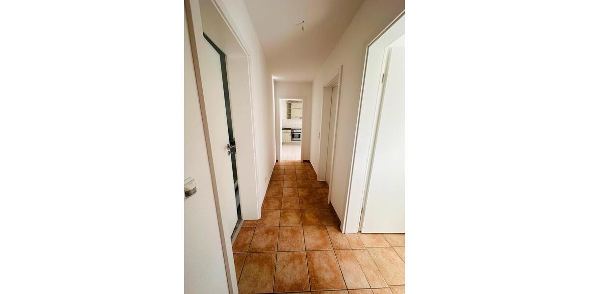 Mehrfamilienhaus, Wohnhaus Brüel - 5 Zimmer, 170 m&sup2;, 1.299&euro; | Angebot:25919804