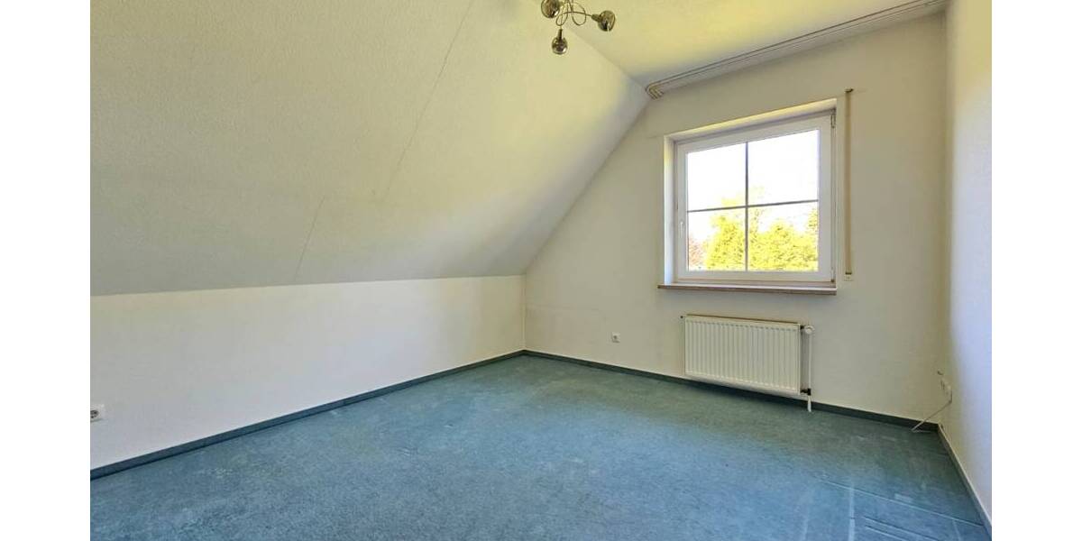 Einfamilienhaus Hamburg-Bramfeld Bramfeld - 4 Zimmer, 133 m&sup2;, 2.395&euro; | Angebot:26703039