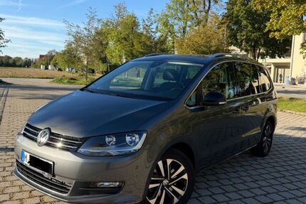 VW Sharan 46.356 km 26.500 &euro; München 81829