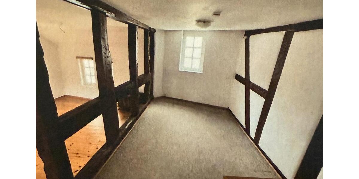 Einfamilienhaus Herborn - 5 Zimmer, 121 m&sup2;, 129.000&euro; | Angebot:26857845