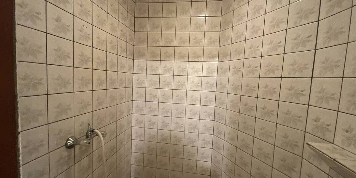 Doppelhaushälfte Neuhausen Laubsdorf - 6 Zimmer, 184 m&sup2;, 110.850&euro; | Angebot:21311064