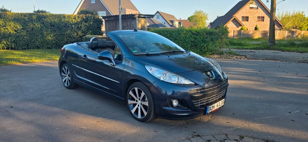 Peugeot 207 83.000 km 5.300 &euro; Bocholt 46399