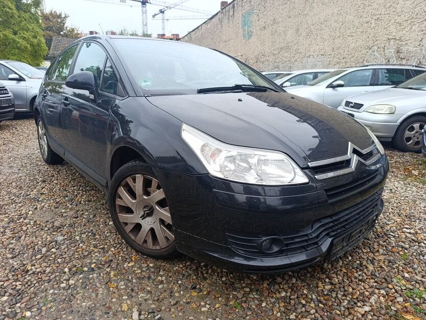 Citroen C4 140.000 km 2.450 € Berlin 10245