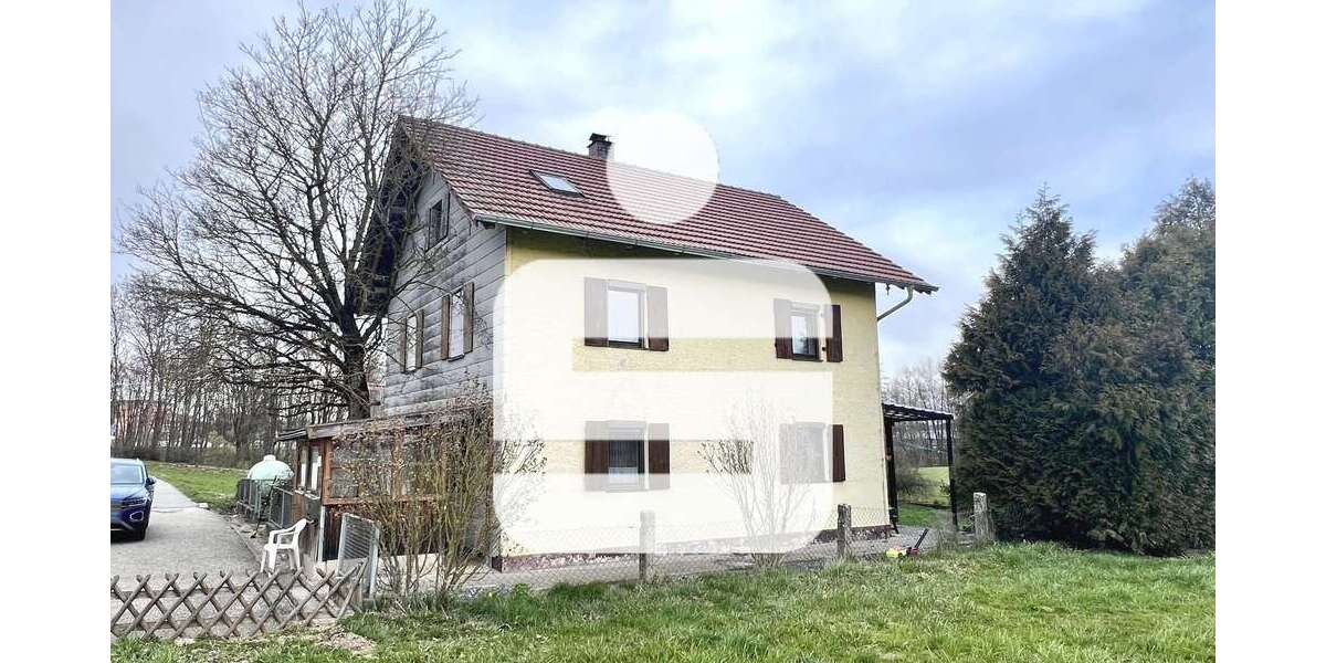 Einfamilienhaus Eggenfelden - 4 Zimmer, 110 m&sup2;, 215.000&euro; | Angebot:26910181