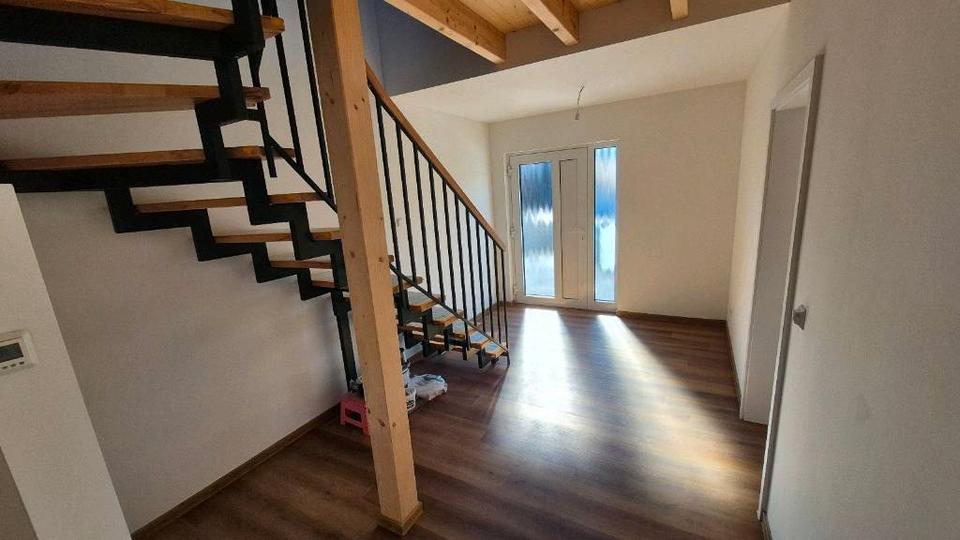 Maisonettenwohnung Schleusingen - 2.5 Zimmer, 85 m&sup2;, 680&euro; | Angebot:25993603