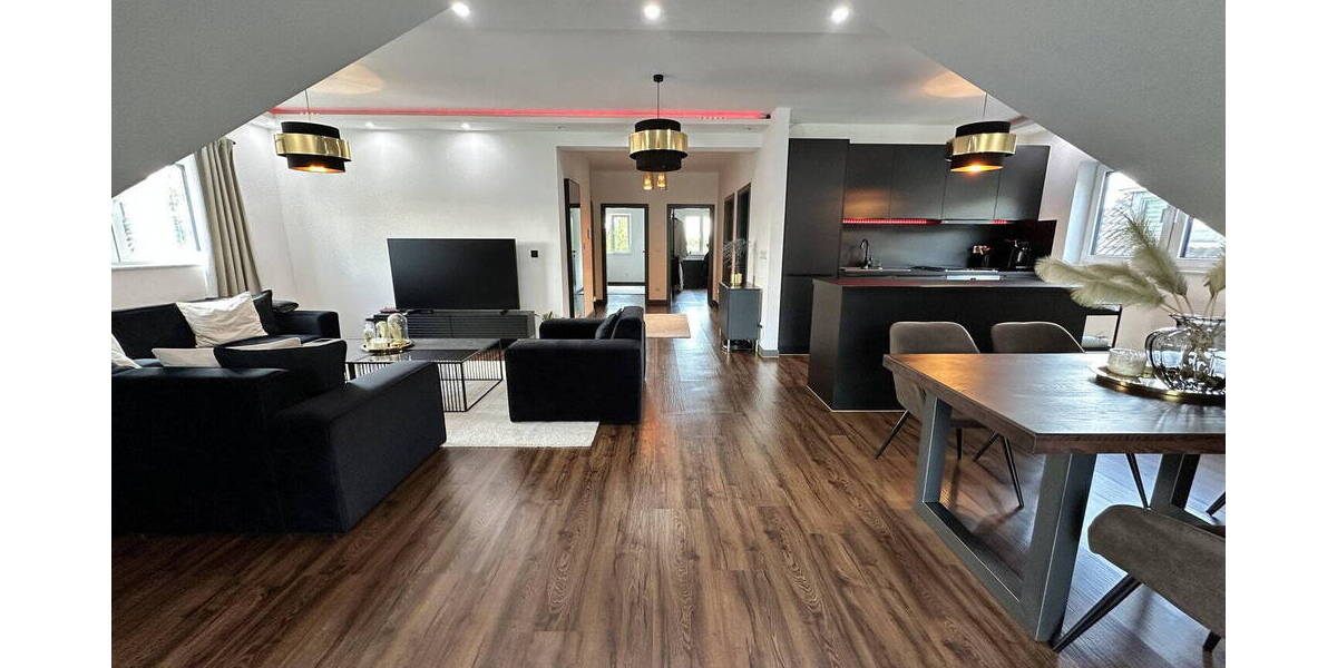 Mehrfamilienhaus, Wohnhaus Geesthacht - 9 Zimmer, 305 m&sup2;, 1.149.000&euro; | Angebot:26016194