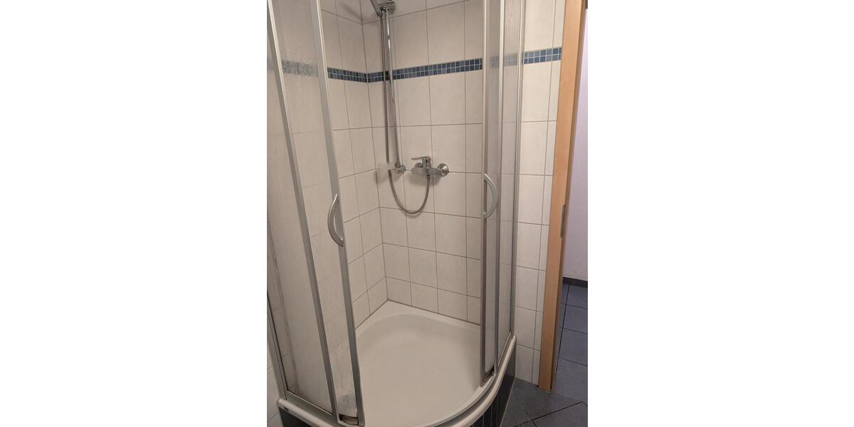 Dachgeschoßwohnung Gießen Allendorf - 1 Zimmer, 23 m&sup2;, 385&euro; | Angebot:26278188