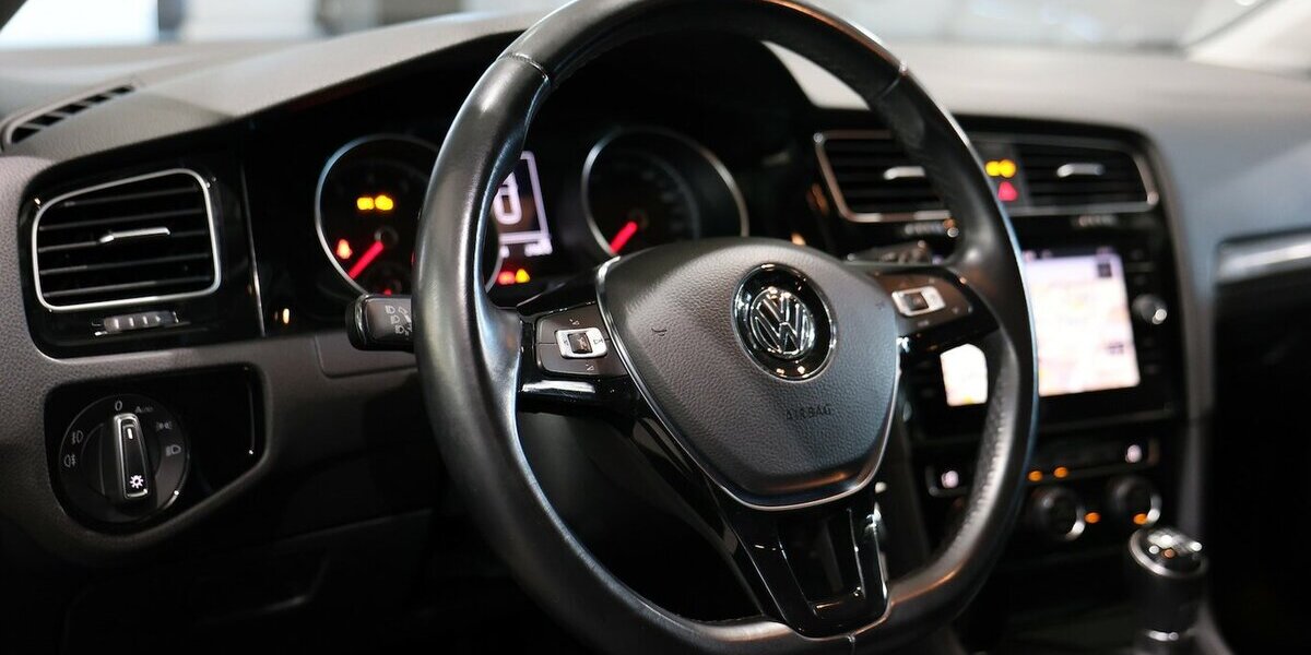VW Golf VII 1.5 TSI BMT JOIN SPORT / STANDHEIZUNG 117.000 km 14.997 &euro; Hamm 59077